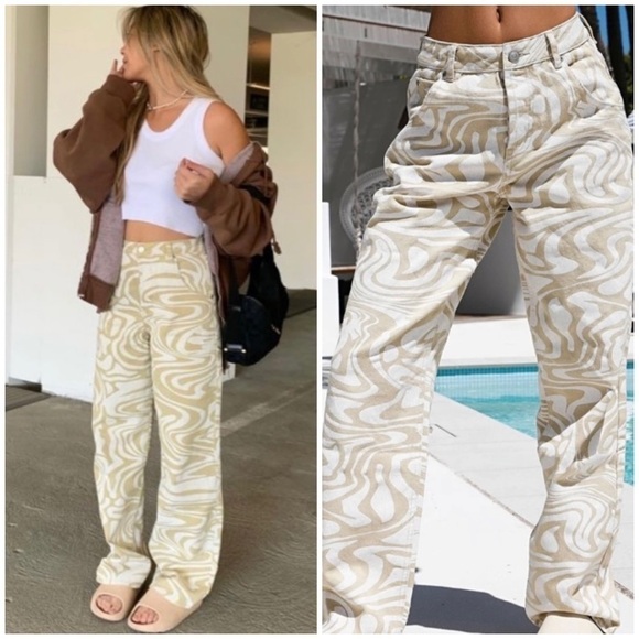 Tiger Mist Sergio Wide Leg Jeans in Tan Swirl Print - Picture 2 of 11